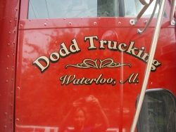 Dodd Trucking - Waterloo, Al. Lettering