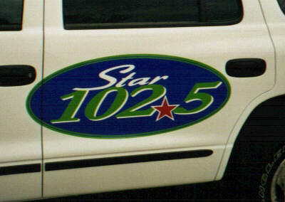 Star 102.5 Logo Lettering