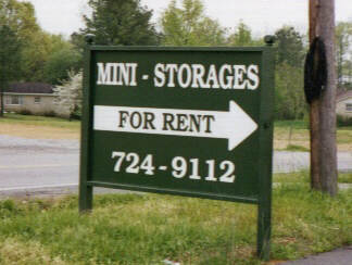 CB's Mini Storage Sign